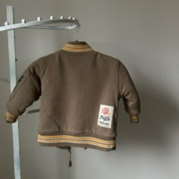 Varsity jacket 18 months - 2T - Picture 7 of 7